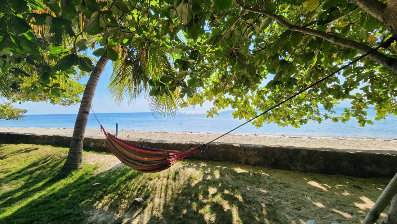 Islanders Paradise Beach Larena Exterior foto